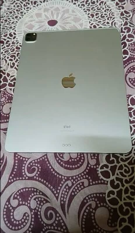 ipad pro m2 12.9 6th generation 0