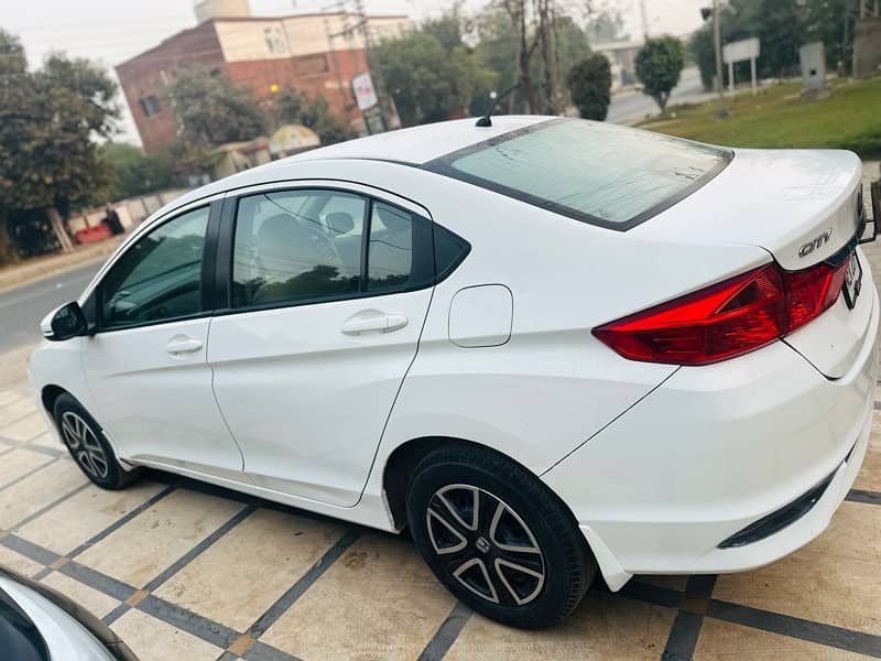 Honda City IVTEC 2021 4