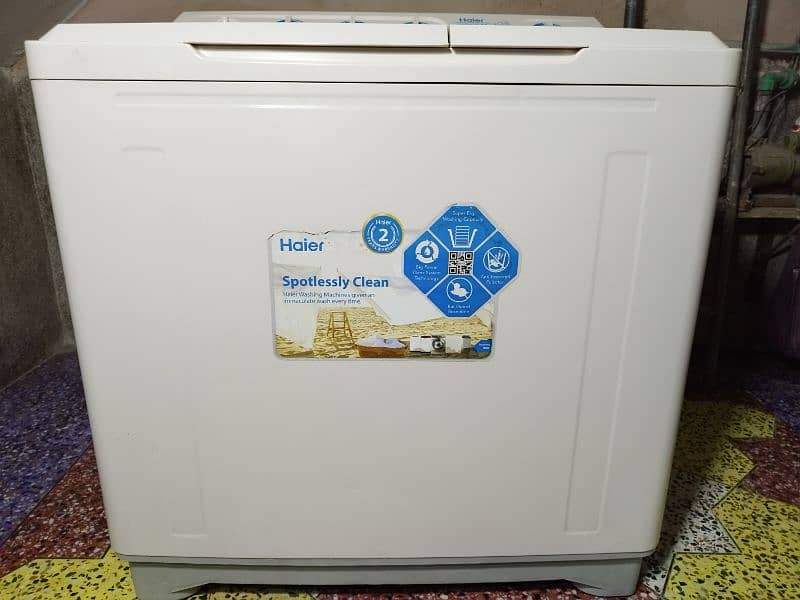 Haier HWM 120-AS  12 kg jumbo twin size and jumbo power Color Beige 4