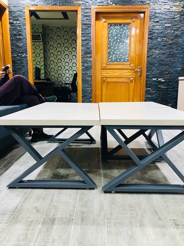 New condition Tables for sale 0