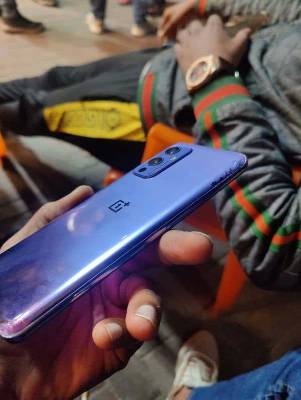 oneplus 9 12 gb ram 256gb global variant 3