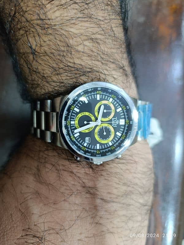 Original  TCH chronograph date watch in 15000 only 3