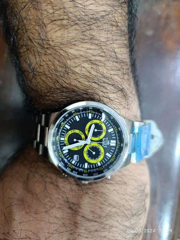 Original  TCH chronograph date watch in 15000 only 6