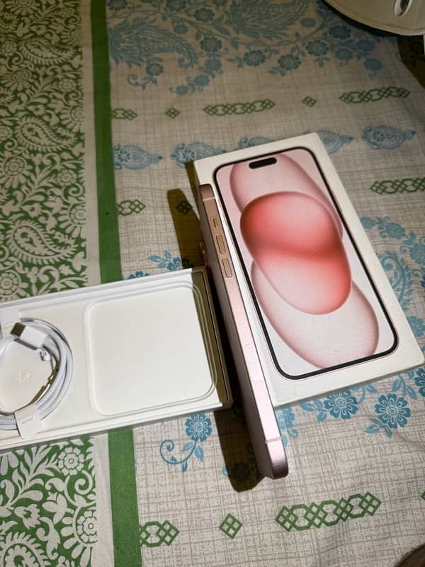 iPhone 15 plus 128gb (JV) 3