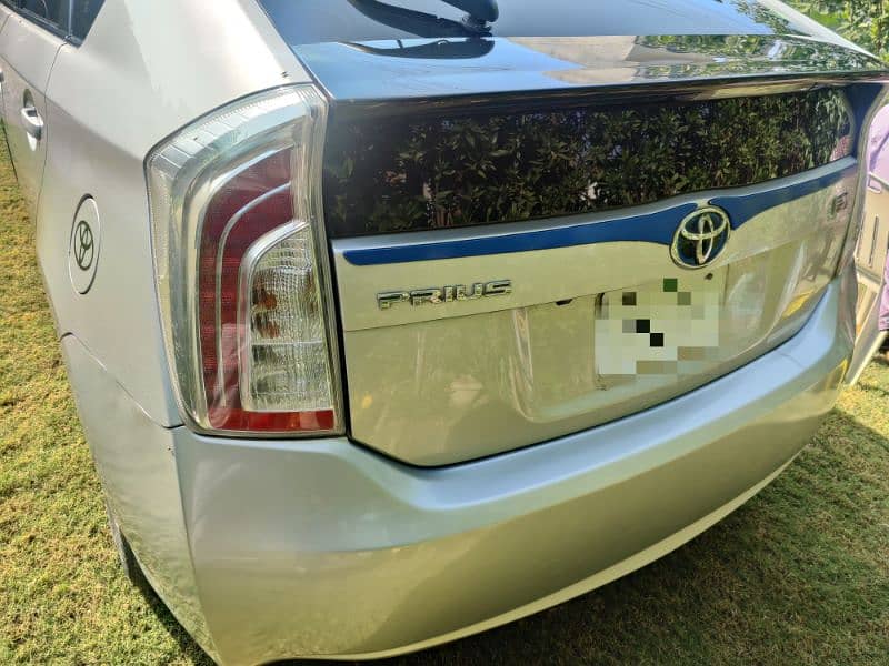 Toyota Prius 2014 7