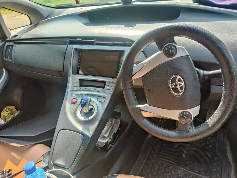 Toyota Prius 2014 12