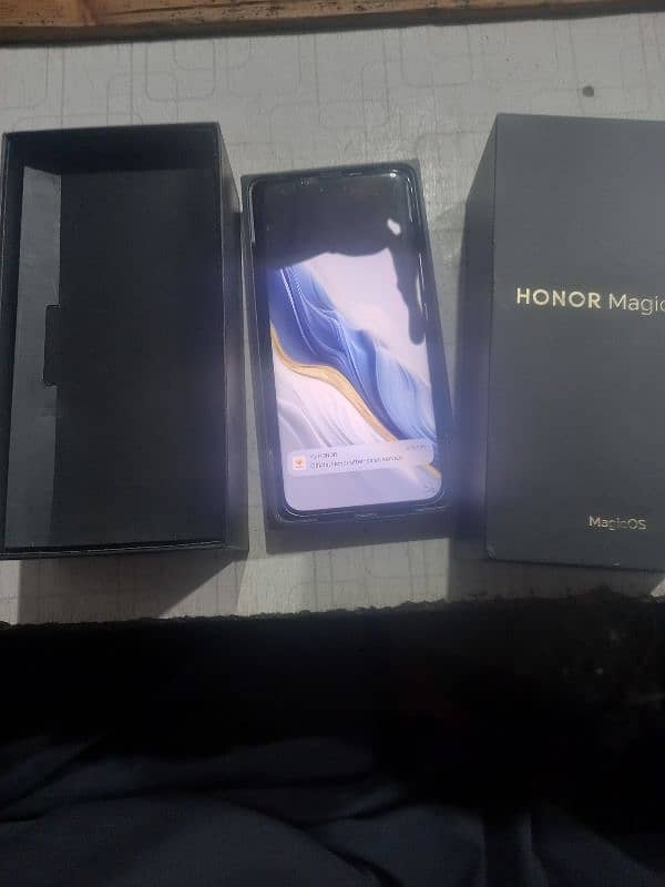 Honor magic 6 Pro with box and charger 0