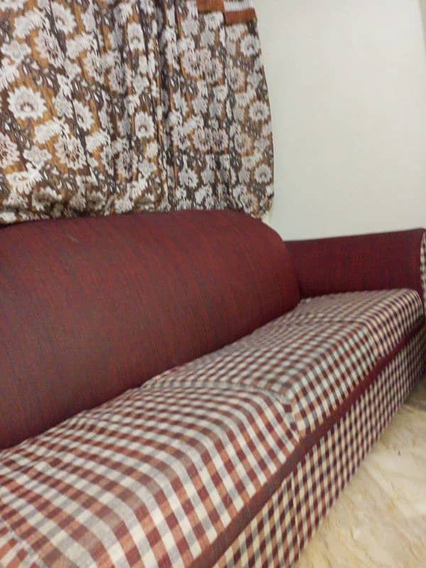 home used 5 seater sofa set original Moltyfom . 1