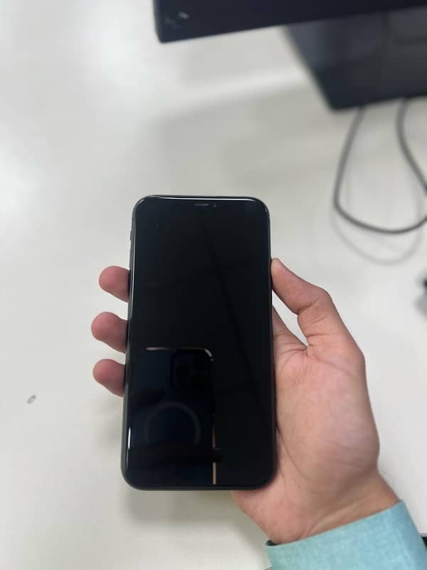 Iphone 11, 64 GB, Non Pta 4