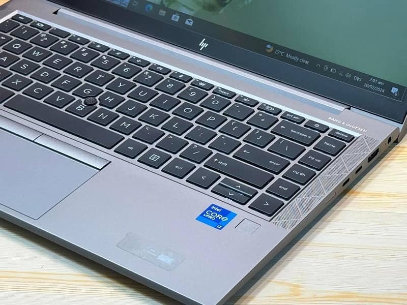 -Hp ZBOOK FIRE FLY (G8) -Core i7 11th Generation (MOBILE WORKSTATION) 6