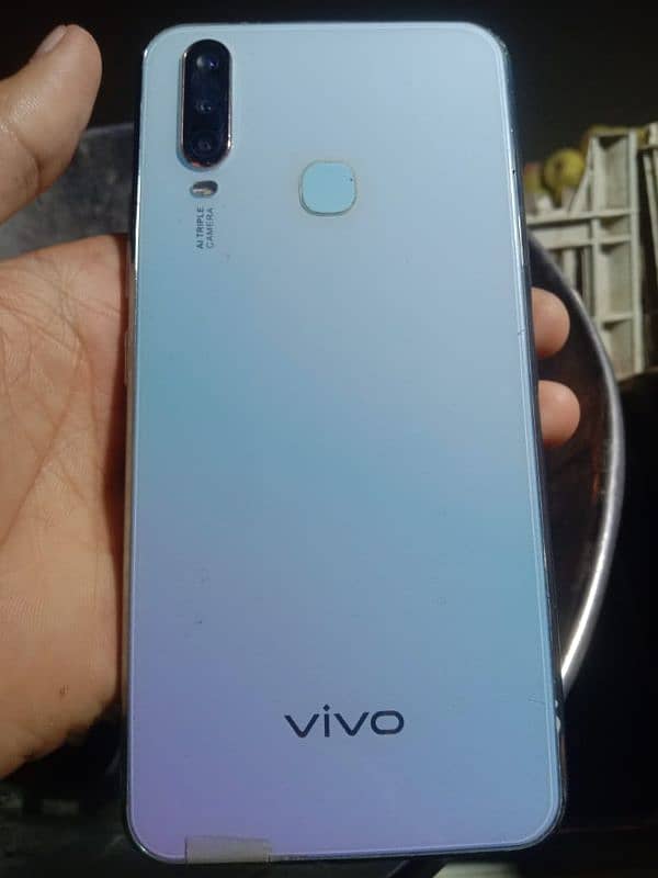 vivo y 17 0