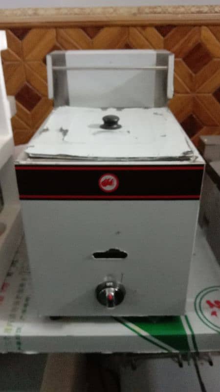 Commercial fryer gas & electric pizza ven hot plat dough mixer etc 14