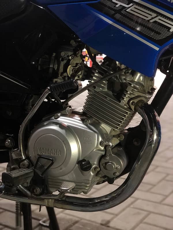 Yamaha YBR 125. 5