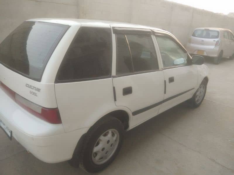 Suzuki Cultus VXL 2005 4