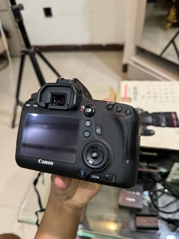 canon 6d mint condition 3