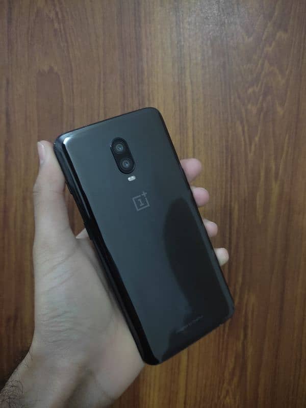 OnePlus 6T (8/128) GB In-Display Fingerprint 0