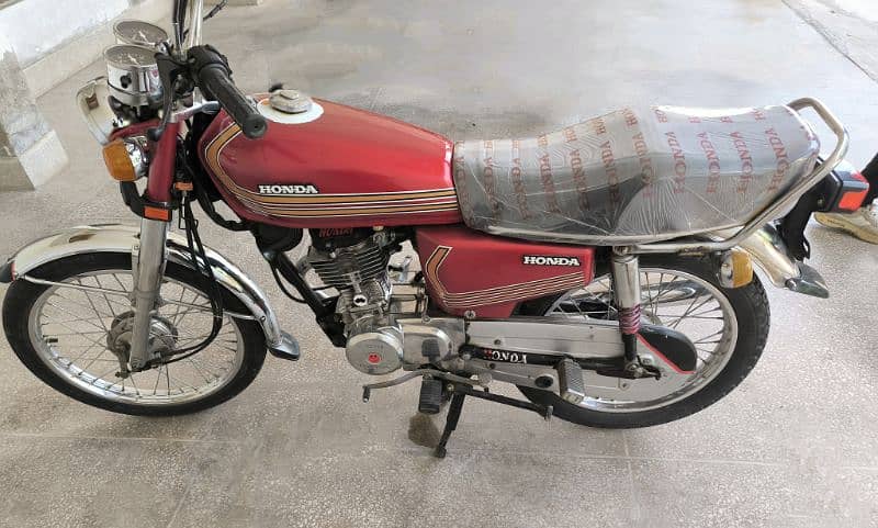 Old Honda CG 125 Japanese Model 2