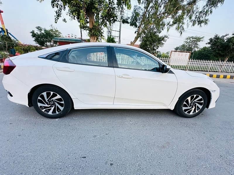 Honda Civic Oriel 2016 6