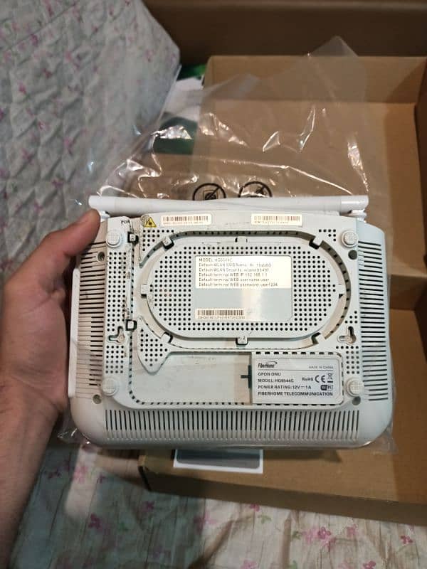 FiberHome HG6544C GPON ONT  router with CATV ports 2