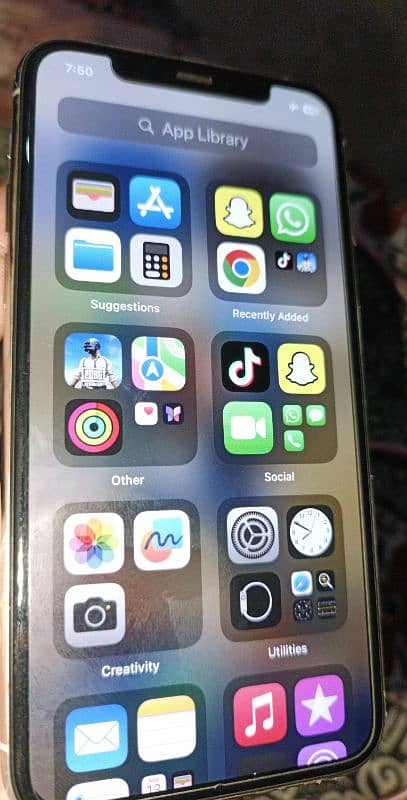 iPhone 11pro non PTA 7