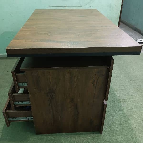 Executive table for sale 5