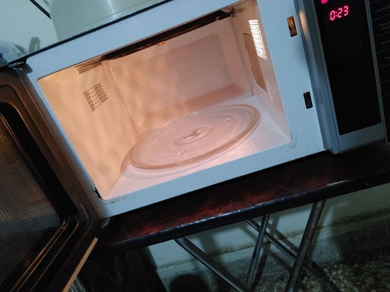 Dawlence Microwave Oven for sale 1