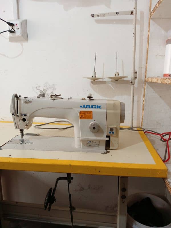 jack 9150B sewing machine for sale 0