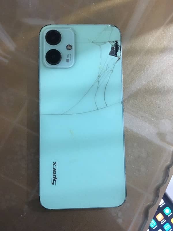 tecno sparx 4/64 back glass demag hai baqi all ok 0