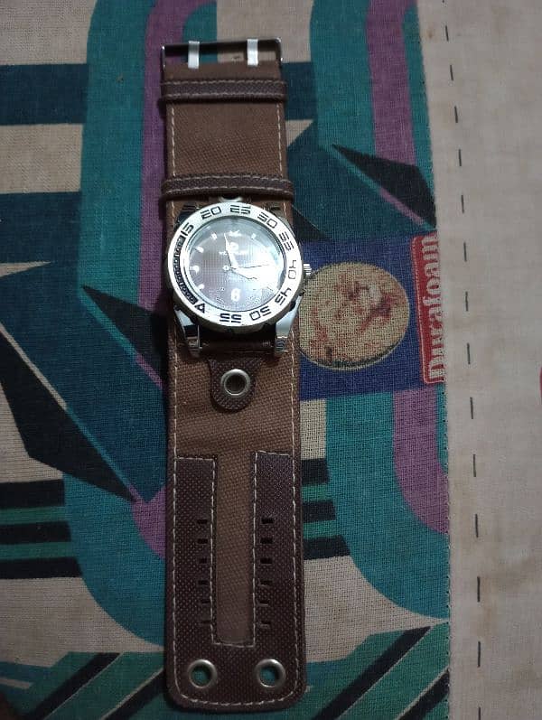 NEW QUARTZ ORIGINAL IMPORTED MENS WATCH SALE VERY LOW PRICE 1500 2