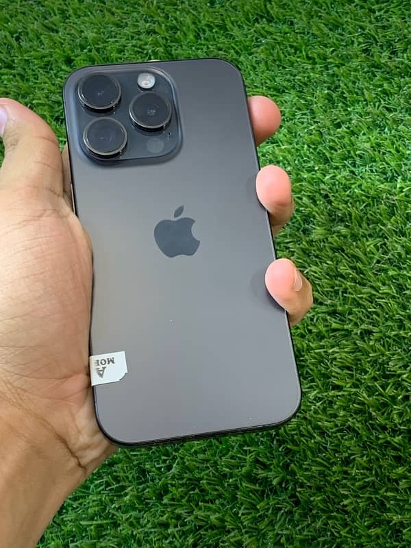 IPHONE 15 PRO 0