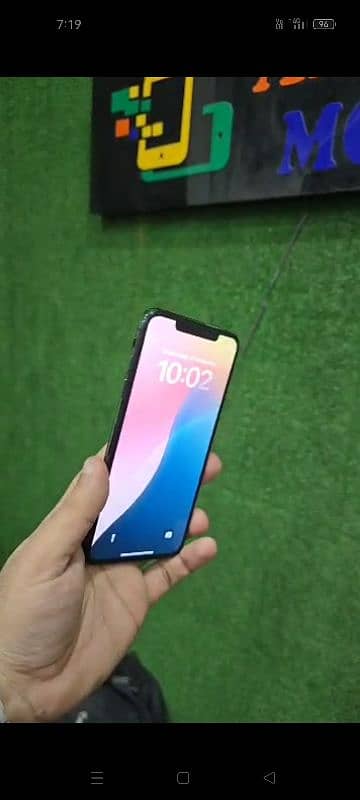 iphone xs max jet black PTA approved 0