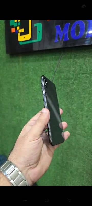 iphone xs max jet black PTA approved 3