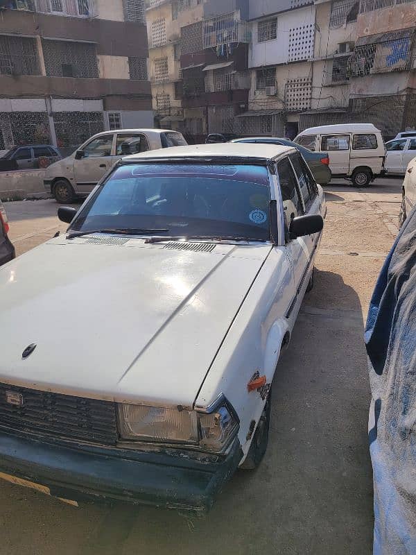 Toyota Corolla KE70 1982 3