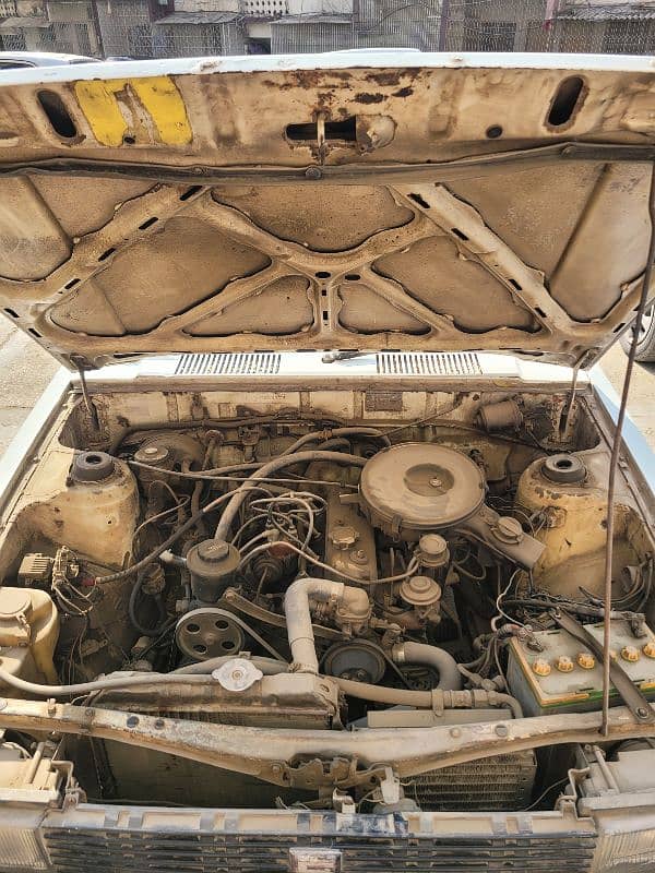 Toyota Corolla KE70 1982 7