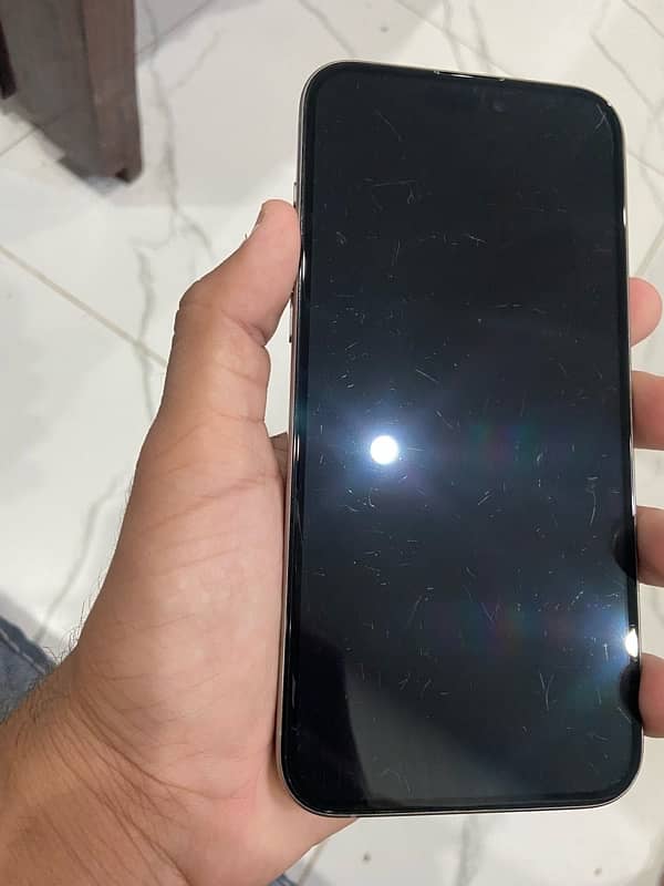 Iphone 15 pro max Natural Titanium 3