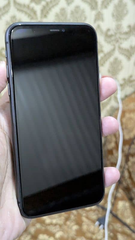 Iphone 11 black 128 Pta Approved 3