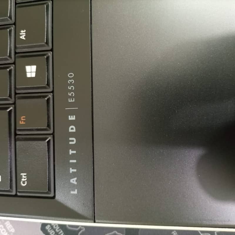 Dell Latitude E5530 Core i7 3nd Gen 4GB Ram 320GB HDD 4