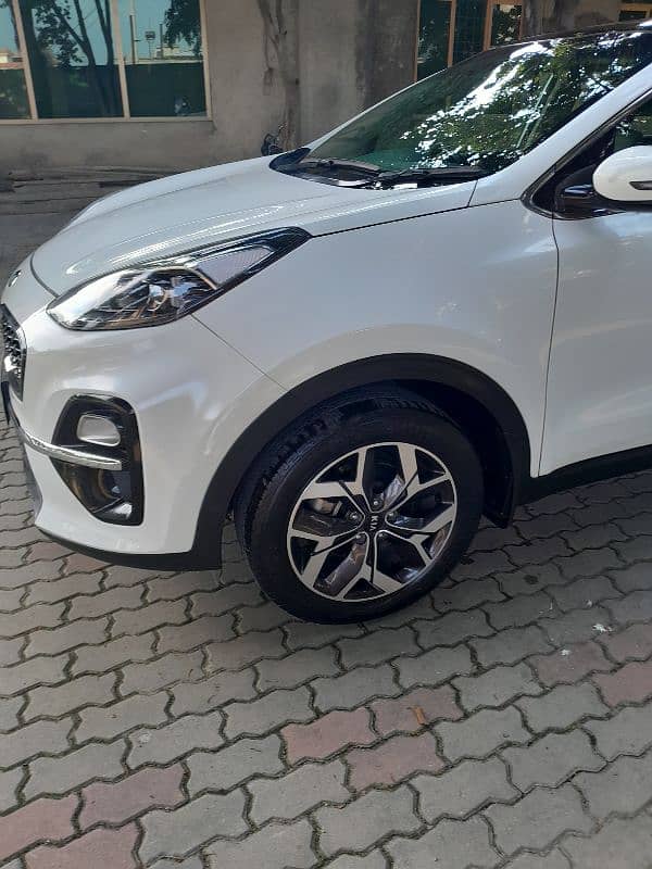 KIA Sportage 2022 5