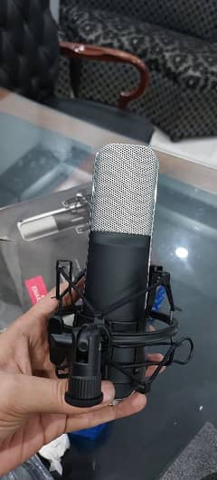 Urgent Sale Mic with mouth shock