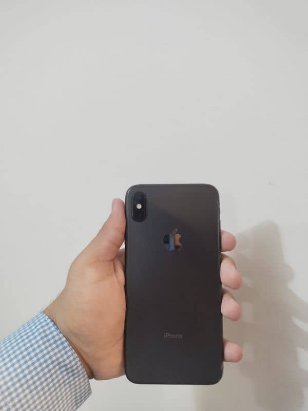 I phone xs max 256 GB factory unlock 0