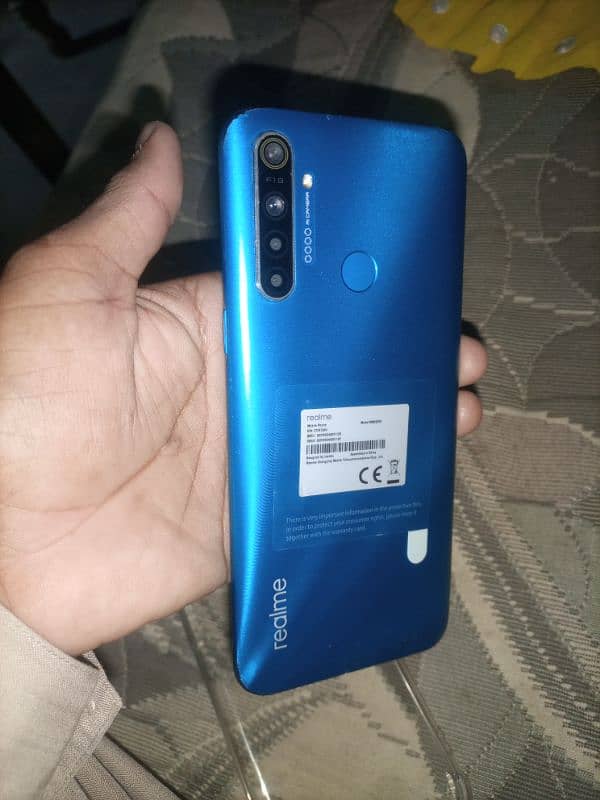 Realme 5i 4 64 0