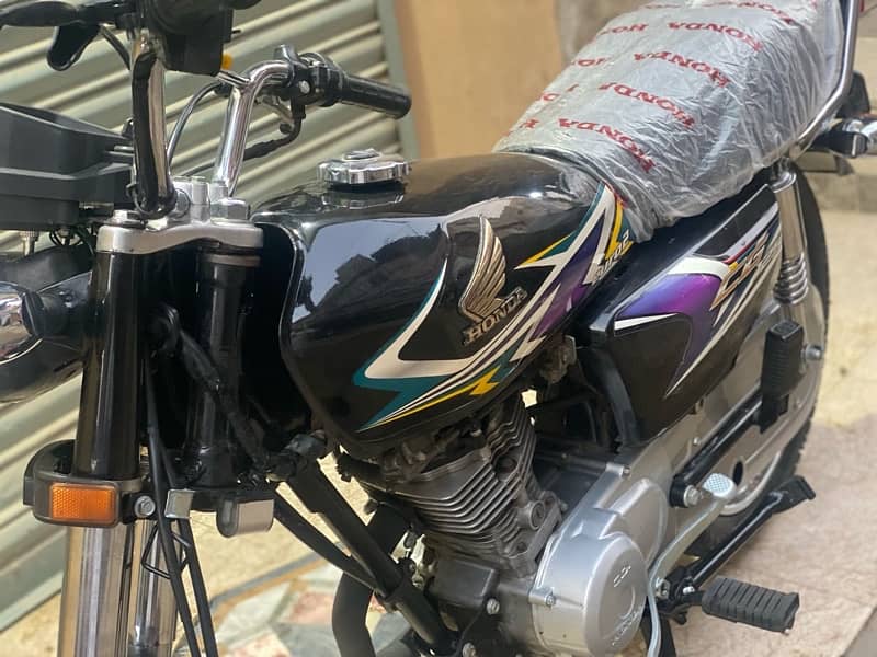 Honda 125 model  2020 black Beauty 5