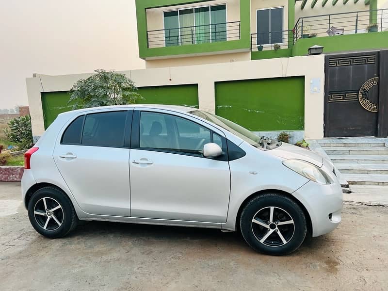 Toyota Vitz 2014 2