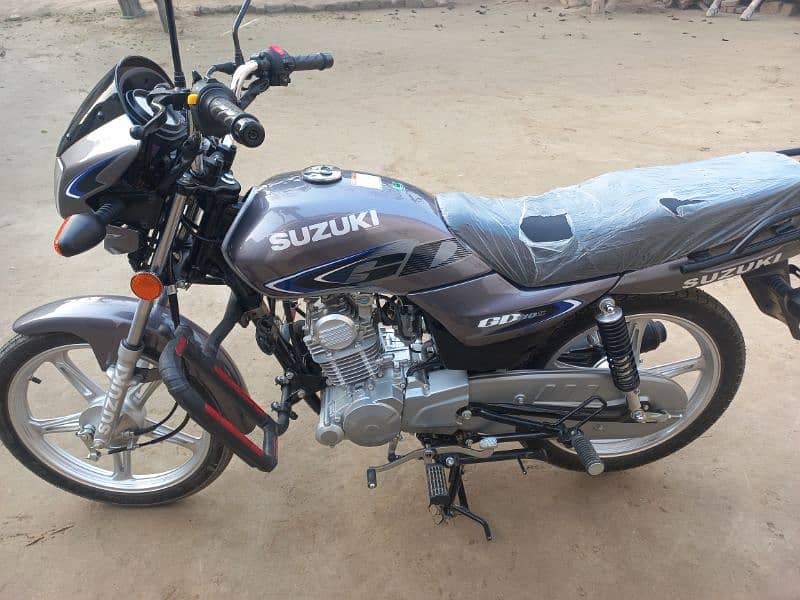 suzuki GD 110s 15