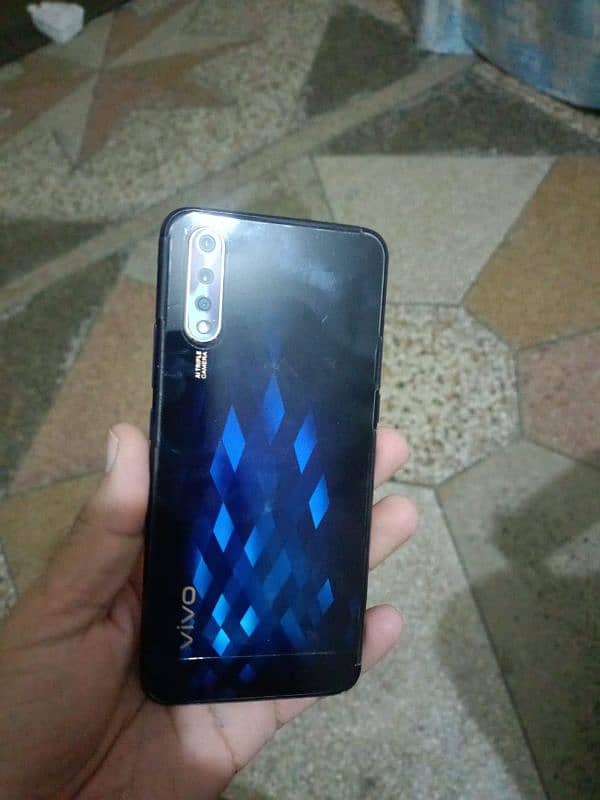 bilkul sahf set urgent for sale vivo S1.4/128 7