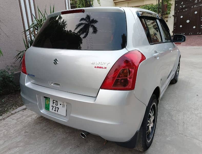 Suzuki Swift 2011 1.3 DX New Car 4