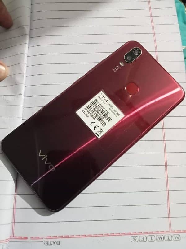 ViVo Y11 BOX PACK CONDITION full Box. 4