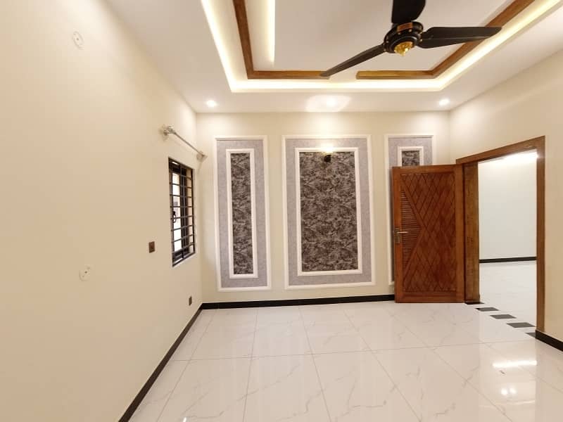 1800 Sq Ft ( 8 Marla ) House Available. For Sale in Faisal Town F-18 Islamabad. 22