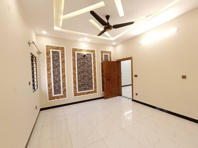 1800 Sq Ft ( 8 Marla ) House Available. For Sale in Faisal Town F-18 Islamabad. 43