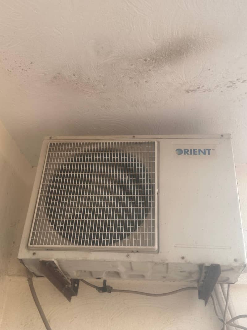 Split AC 1 ton orient brand (non imverter) in good condition 3